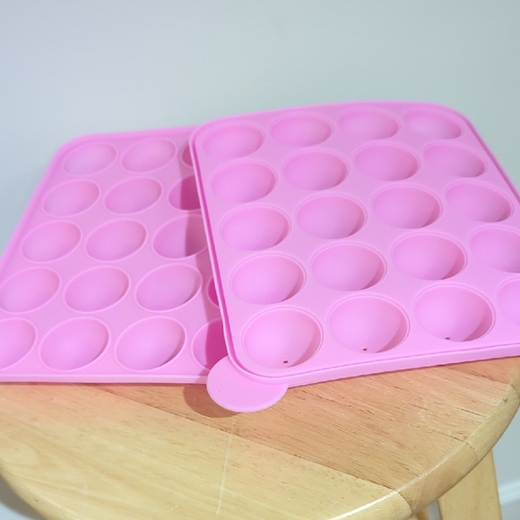 Other - Pink Silicone Baking Mold Set